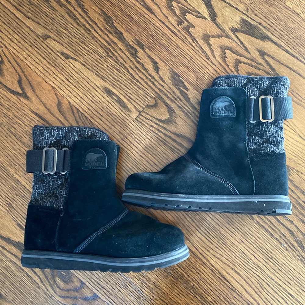 Women's Sorel Boots Rylee Winter Bootie Black Suede Mid Calf NL2370-010 Size 10